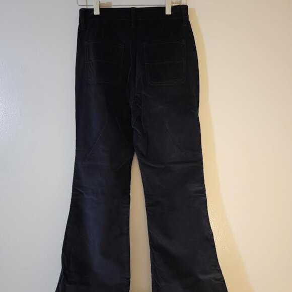Old Navy Extra High-Rise Flare Trousers - Picture 3 of 6